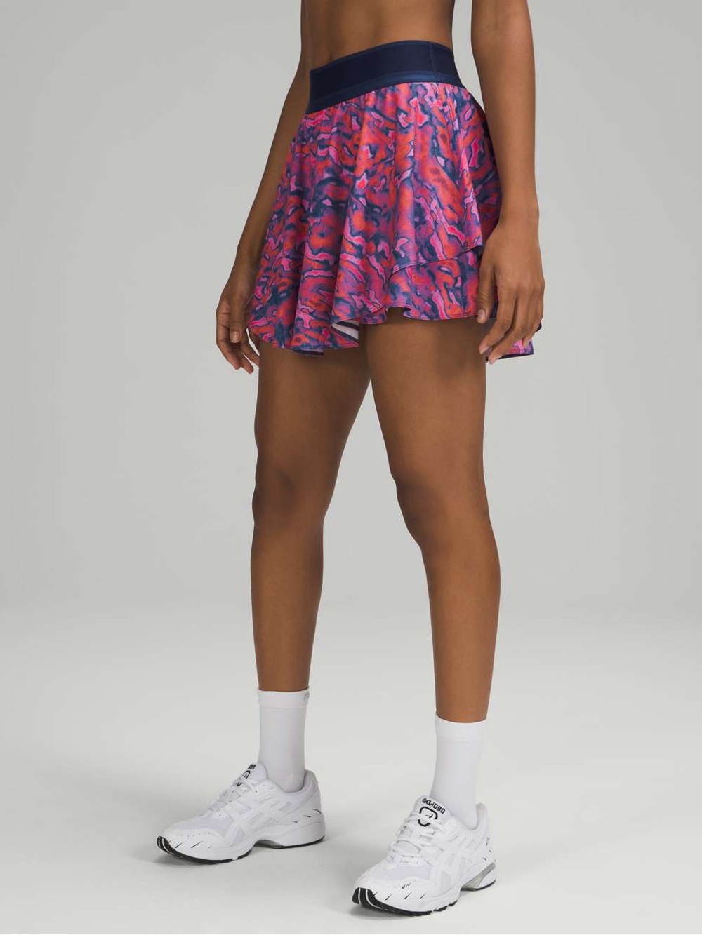 Lululemon Court Rival High Rise Skort in
Chroma Clash Multi / Mineral Blue Sz 8